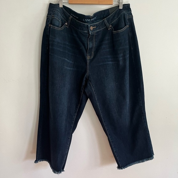 Lane Bryant Girlfriend Crop Frayed Jeans - Picture 1 of 6